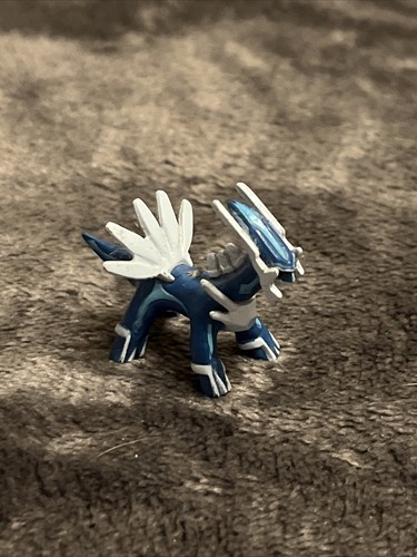 Petite figurine miniature - petite,
