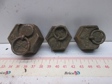 3 VECCHI PESI IN FERRO PER BILANCIA BASCULA STADERA KG.  0,200 - 0,100 - 0,100