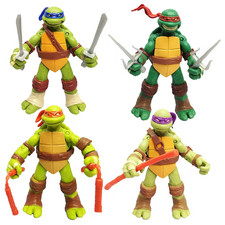 Teenage Mutant Ninja Turtles Classic Collection TMNT set di 4 action figure giocattolo