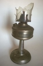 Vecchia lampada a petrolio