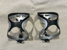 Coppia di Gabbie per Bottiglie