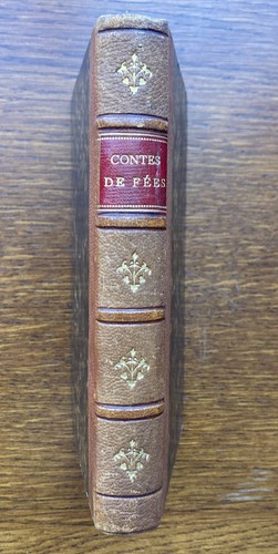 Nouveaux contes fées - nouveaux,