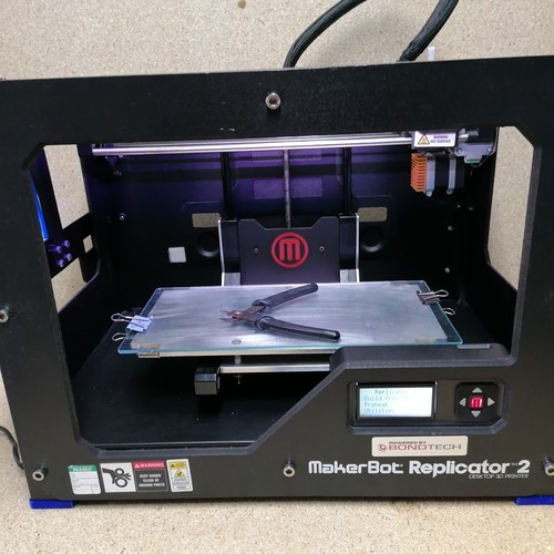 Makerbot replicator - makerbot,