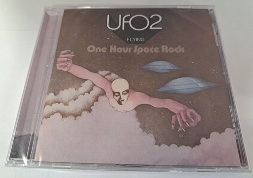Ufo flying one hour - ufo, 2