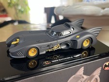BATMAN BATMOBILE 1989 1:43 Hot