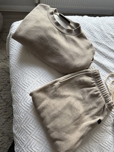 Fear god essentials - of,