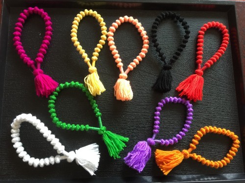 Buddha hand knotted wool - hand,