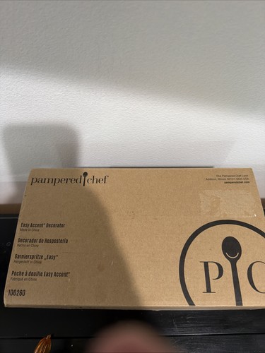 Pampered chef easy accent - chef,