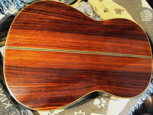Bella chitarra classica yamaha - chitarra,