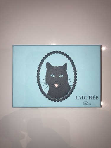 Laduree paris box - paris,
