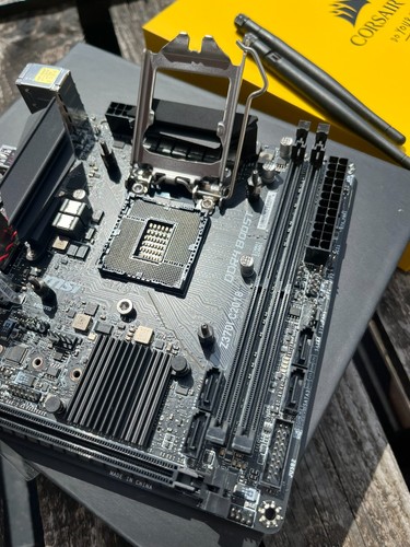 Scheda madre msi presa da - madre,