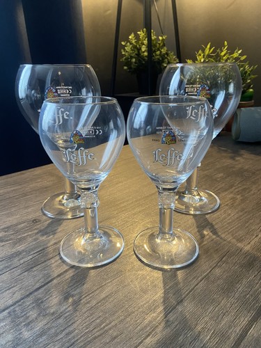 Leffe belgian beer pint - leffe,