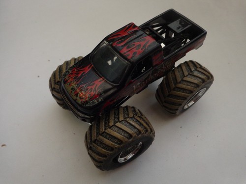 Hot wheels monster - monster, 1/64