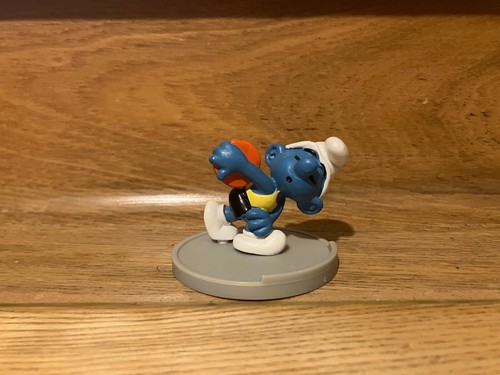 Vintage smurf figure - smurf, super