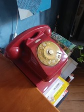 Telefono vintage bordeaux da tavolo – design classico