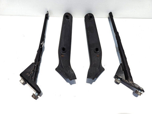 Staffe supporti parabrezza - staffe,