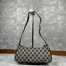 GUCCI 001.4152.205027 GG Pouch