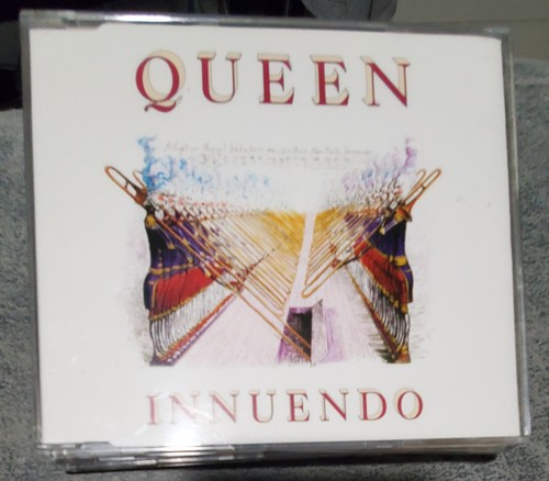 Queen singles import - 3,
