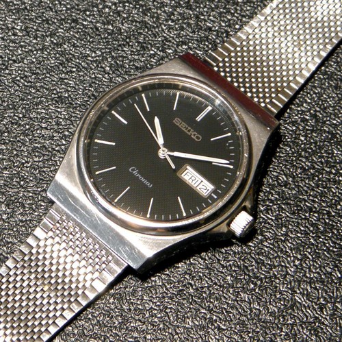 Seiko chronos day date - seiko, day-date
