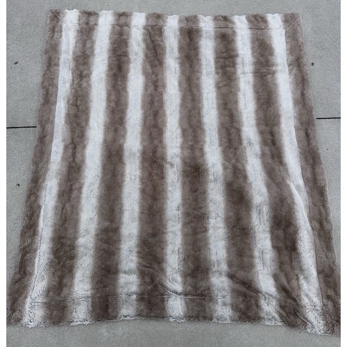 Pier imports throw coperta - 1,