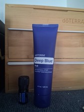 olio blu intenso e sfregamento