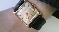 MEGA RARO orologio quadrato