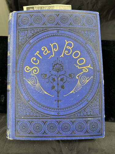 ��Scrapbook vittoriano