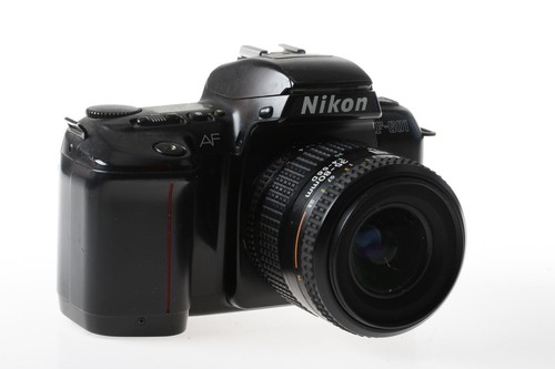 Nikon 601 con 80 mm - f-601, 35-80