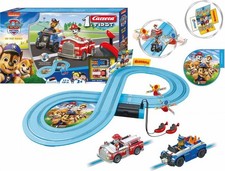 PISTA PAW PATROL ON THE TRACK CARRERA FIRST auto da corsa con Chase e Marshall