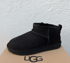 UGG STIVALI NERI CLASSICI