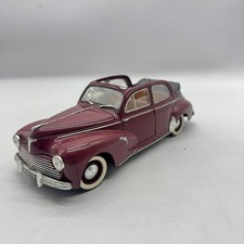 MODELLINO AUTO PEUGEOT 203 1954 BORDEAUX - SOLIDO - SCALA 1:18 "DIECAST"
