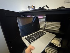 Apple MacBook A1278 13" Laptop