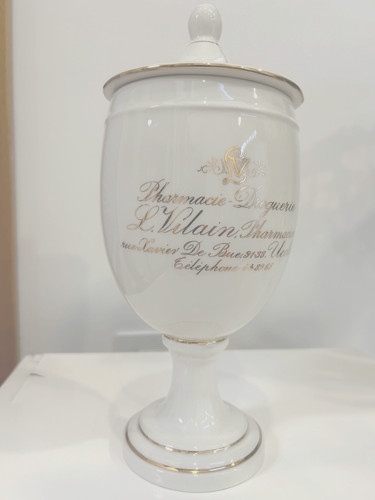 Farmacia droguerie vilain - l.,