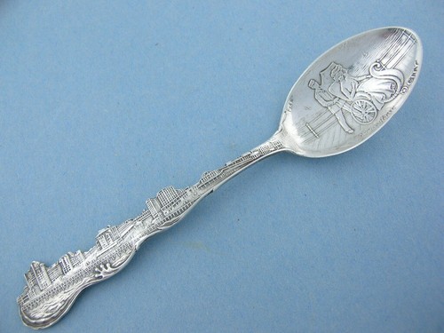 Cucchiaio souvenir sterling