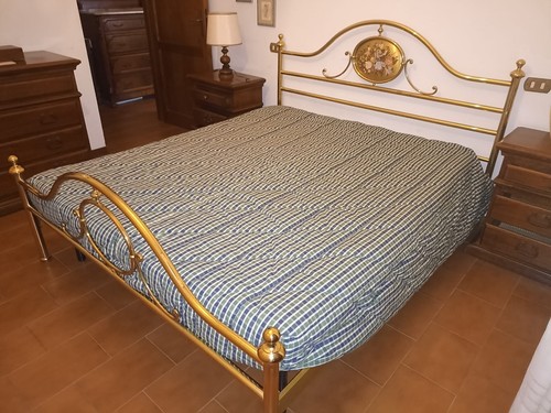 Letto matrimoniale struttura