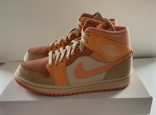 Nike air jordan one mid - air,