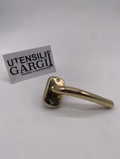 MANIGLIA PER PORTA CON ROSETTA