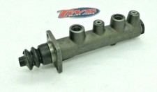 POMPA FRENI A FLANGIA QUADRA