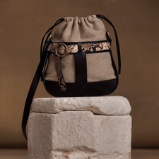 Massimo Dutti – Bucket Bag
