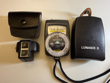 Gossen lunasix light meter - light,