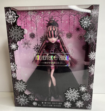Bambola Draculaura Monster High Howliday Winter Edition 2022 edizione limitata Vacanze