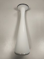 Vaso Bianco in Vetro di Murano con Bordo di Colore Nero Vintage Anni '80