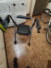 DEAMBULATORE ROLLATOR