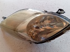 FARO ANTERIORE DESTRO PER TOYOTA Yaris Serie 89902767 (08>11)