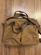 Filson Dryden Briefcase |