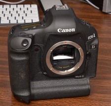 CANON EOS 1D MARK III DSLR
