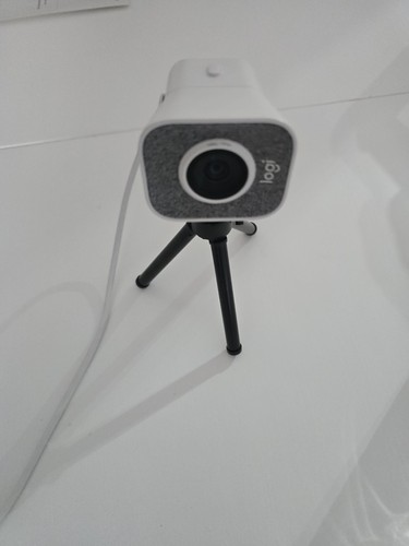 Logitech streamcam webcam - logitech,