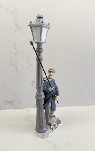 Iconica statuina accendino