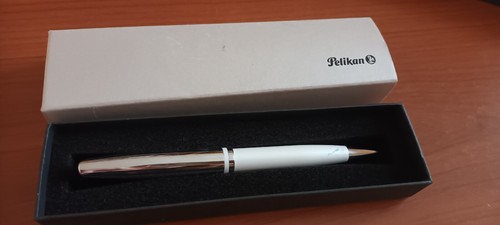 Penna pelikan sfera - sfera, con