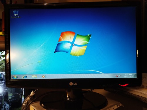 Monitor w2243s flatron vga - lg,